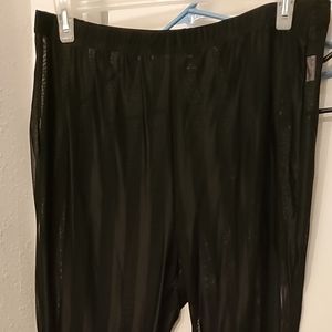 Black penstripe see thru